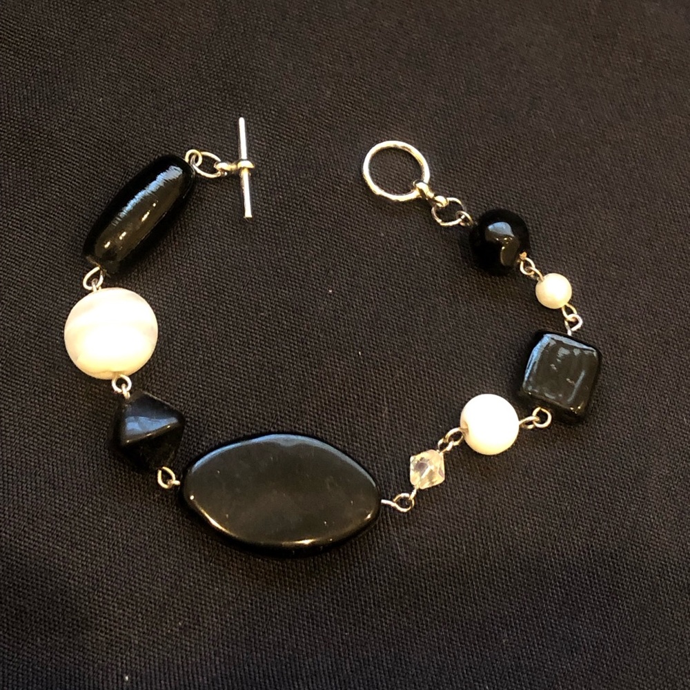 Beaded bracelet